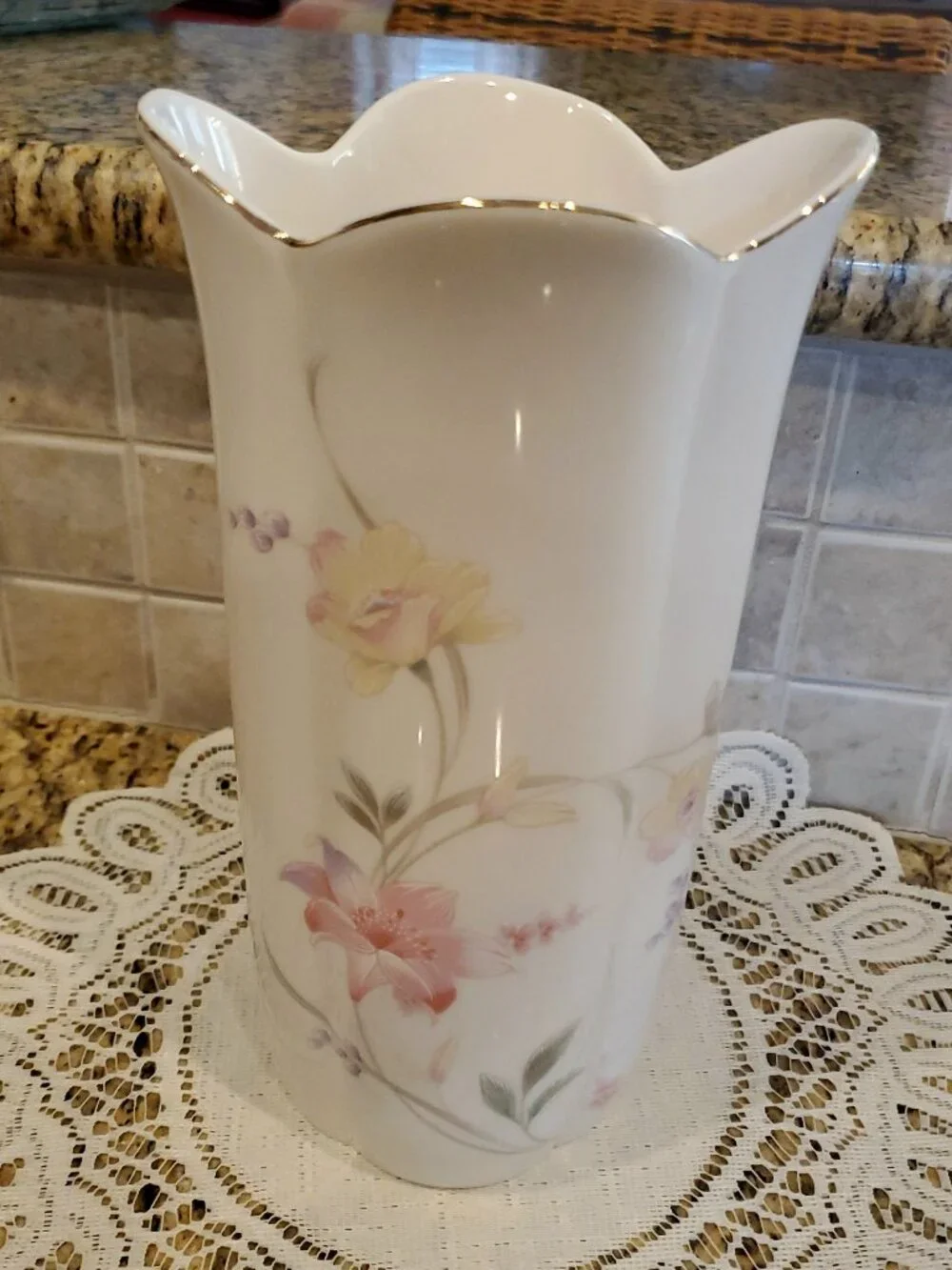 Vintage Japanese Fine China 8.5